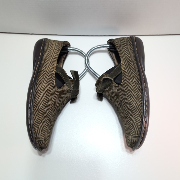 BORN Herrigbone Leather Velvet Suede Slip On Flats Women's 7.5 - Picture 3 of 9